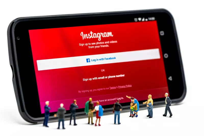 Facebook和Instagram公共主页认证方法/